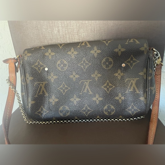 Authentic Louis Vuitton Favorite PM in Monogram good used condition - Picture 10 of 16